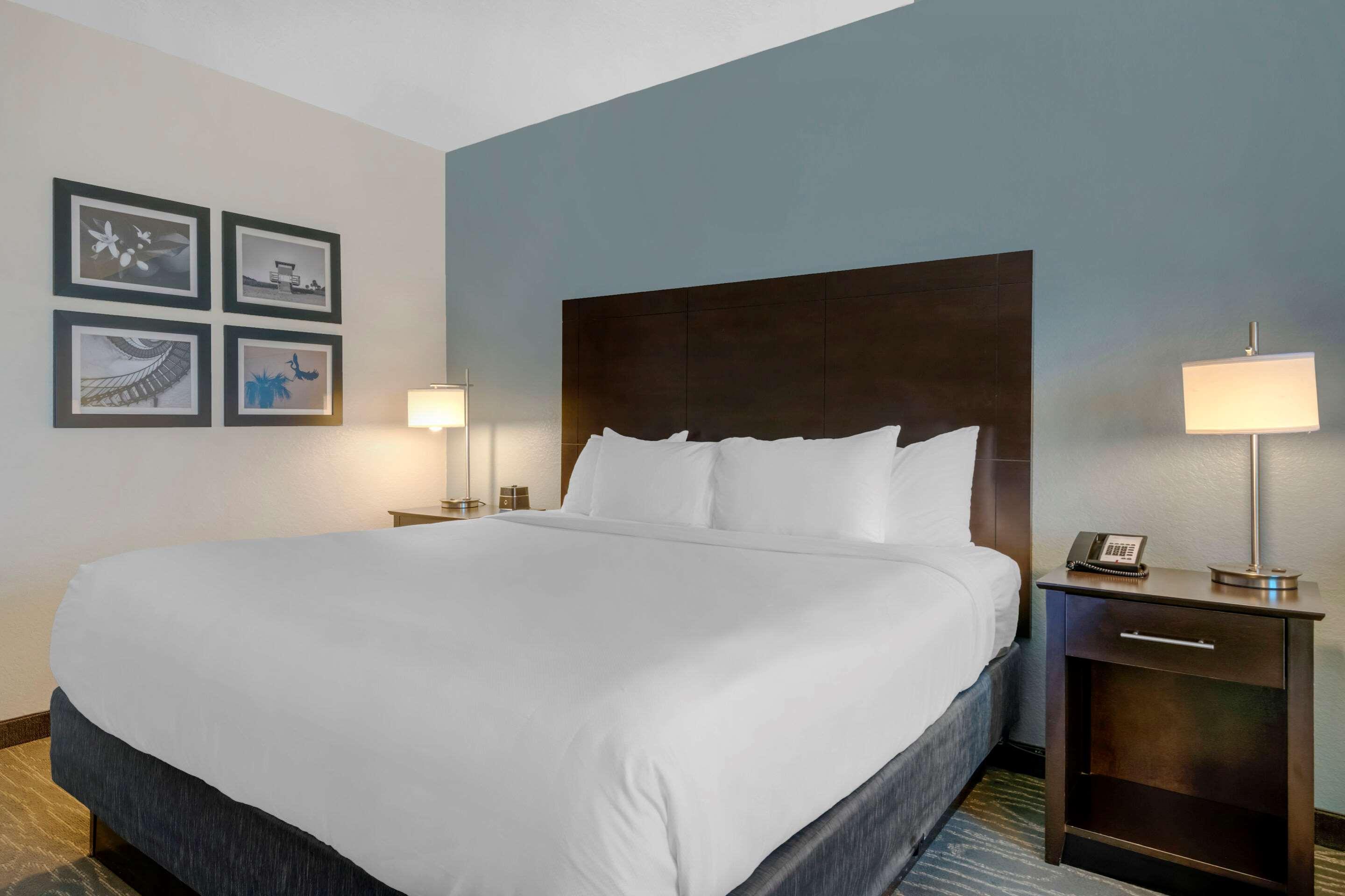 Comfort & Melbourne-viera Hotel