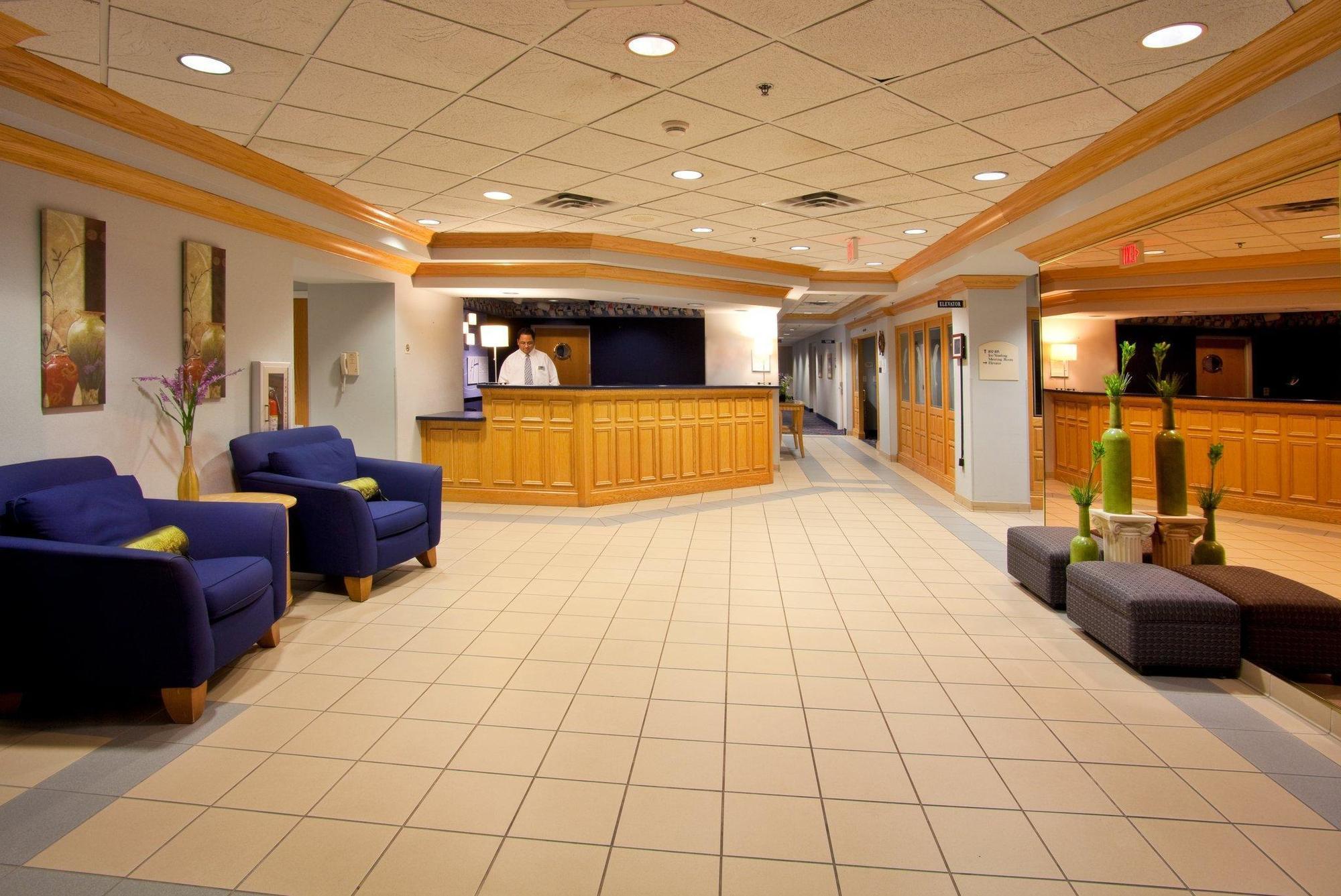Comfort & Melbourne-viera Hotel 2*